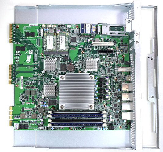 QNAP-TVS-EC1280U-SAS-RP-Motherboard
