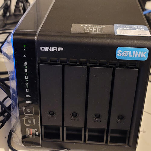 Qnap-1000094126